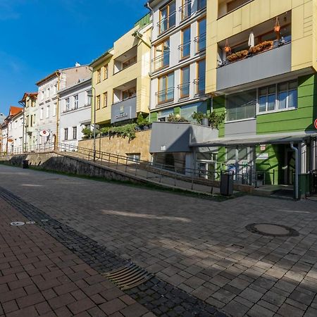 Apartman Strieborna V Centre Mesta バンスカー・ビストリツァ エクステリア 写真