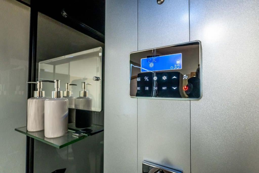 Apartman Strieborna V Centre Mesta バンスカー・ビストリツァ エクステリア 写真